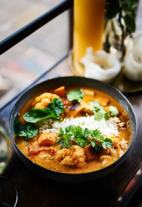 Wok de cabillaud au curry et lait de coco